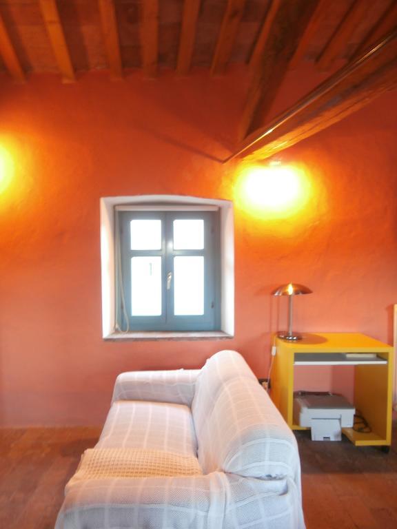 Benvenuti Altrove Bed and Breakfast Cella Monte Buitenkant foto