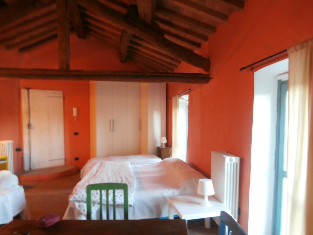 Benvenuti Altrove Bed and Breakfast Cella Monte Kamer foto